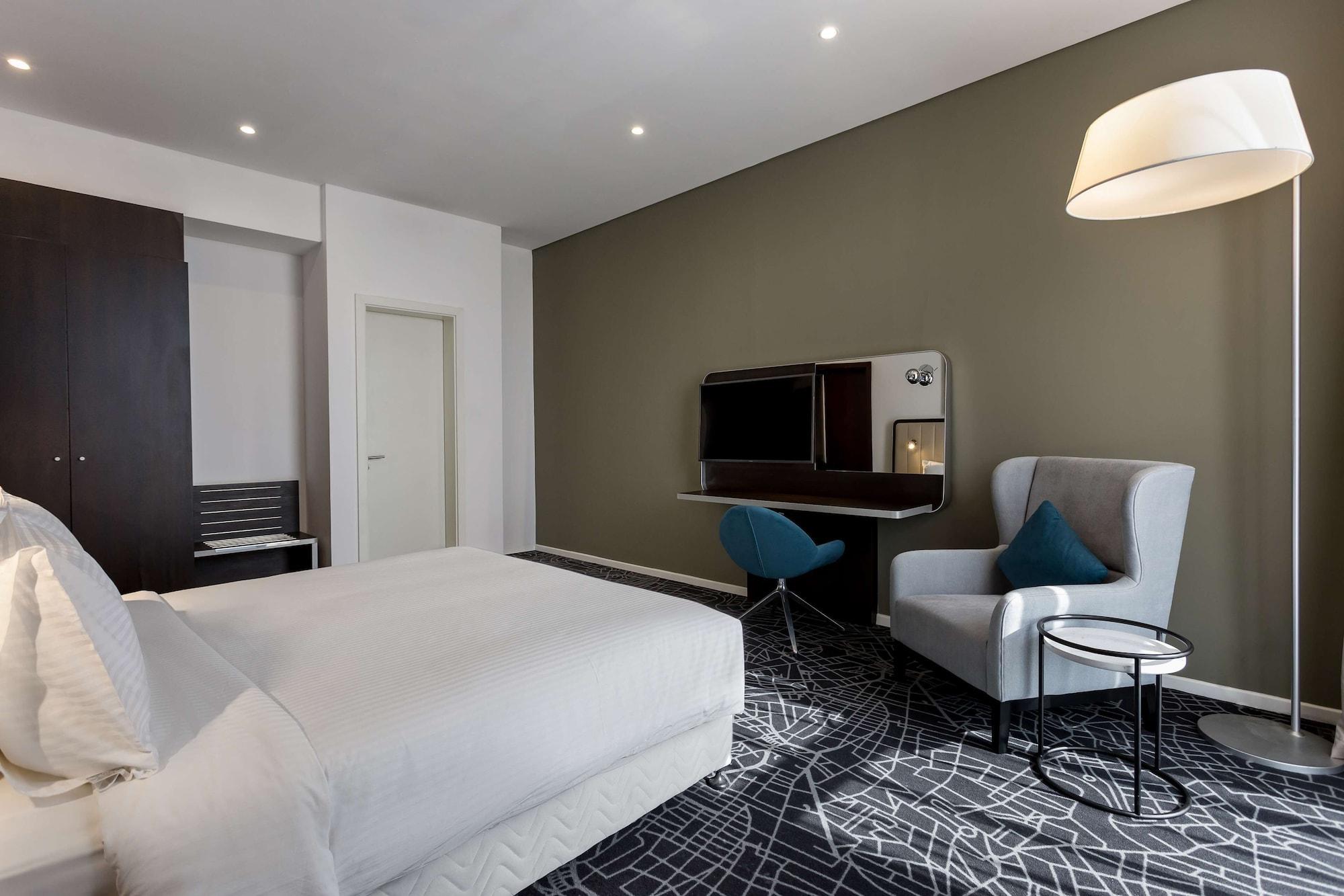 Radisson Hotel & Apartments Dammam Industrial City Exteriör bild