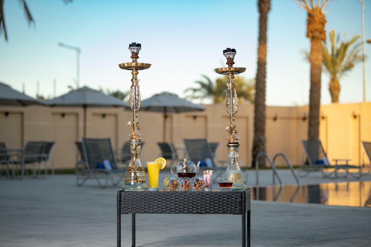 Radisson Hotel & Apartments Dammam Industrial City Exteriör bild